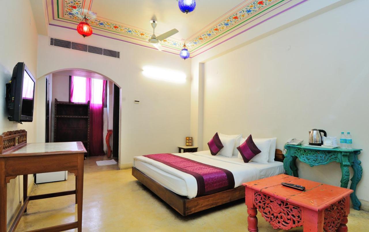 Jyoti Mahal - 05 Mins From Railway Station
